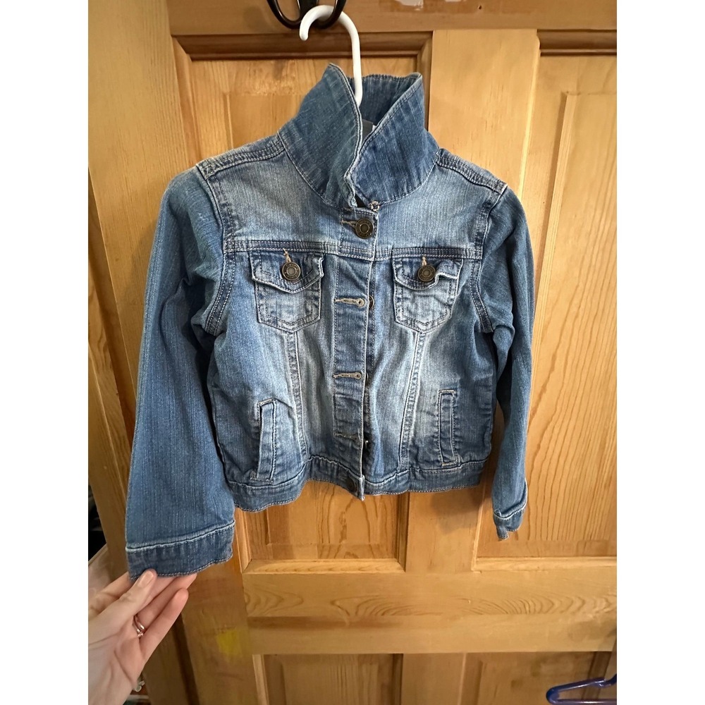 A14: Girls Denim Jacket Size 5T Classic Button Front Jean Jacket Light Wash